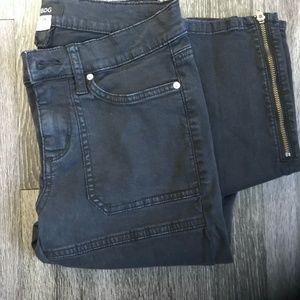 BLACK 90's Old School Zipper Side Fitted Cargo Size 26